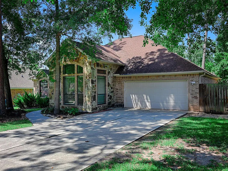 12460 Lyra Dr — Photo 1