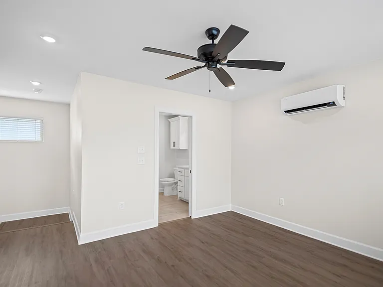 1111 W 4th St #A — Photo 12