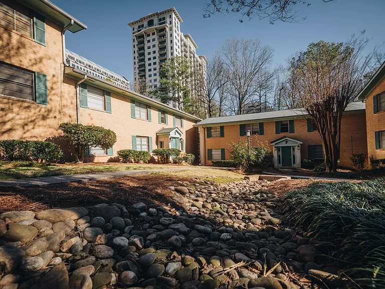 3057 Pharr Court North NW #A — Photo 6