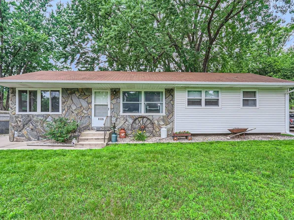 8326 13th Ave S, Bloomington, MN 55425