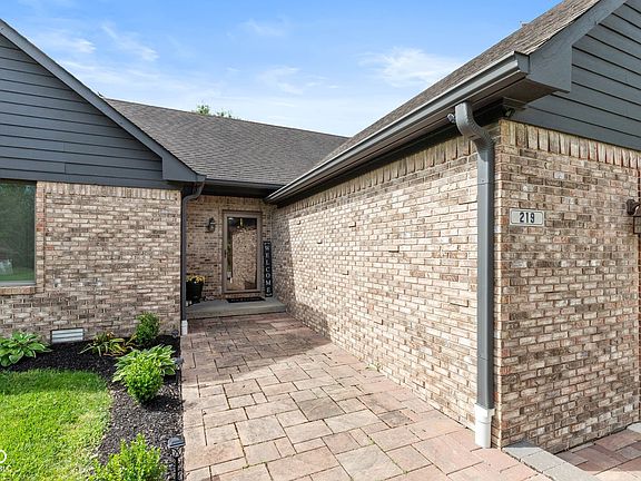 2nd image of 219 Deer Trace Ct