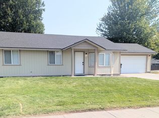 3142 Primrose St, West Richland, WA 99353