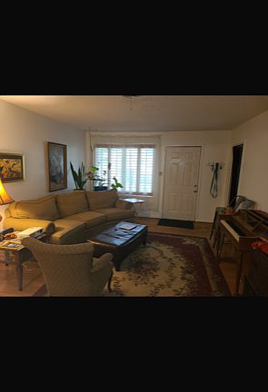 2nd image of 4901 Hilldale Dr