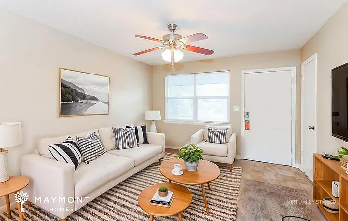4113 N Sylvania Ct — Photo 5