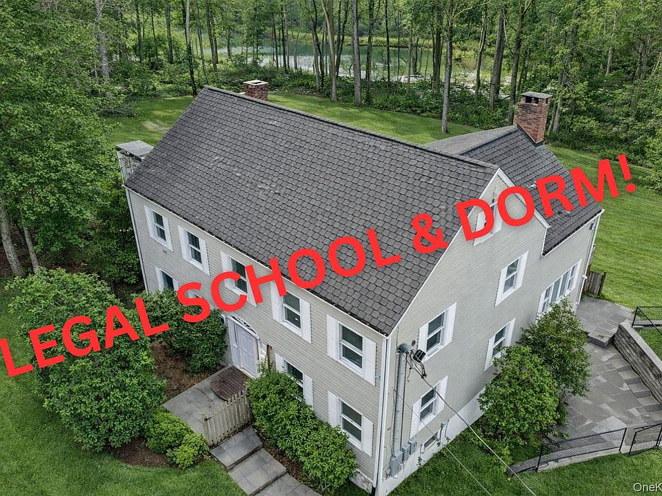 1st image of 996 Haverstraw Road