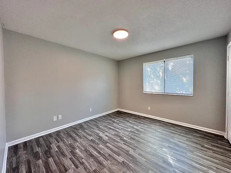 827 Twin Oaks Way #120 — Photo 9