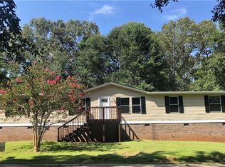 15005 Sears Ln, Seneca, SC 29678