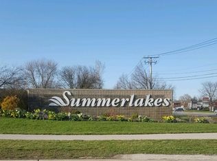 30W281 Maple Ct, Warrenville, IL 60555