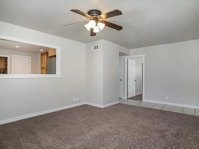2561 E 6550 S — Photo 9