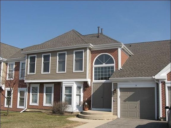 2nd image of 1800 Fox Run Dr Unit D
