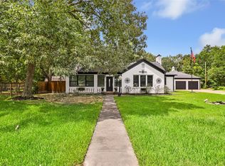 105 Wallisville Rd, Liberty, TX 77575