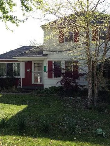 103 N Tamarack St photo 1
