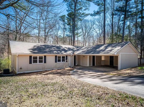 5305 Pilgrim Point Rd, Cumming, GA 30041