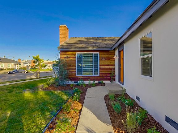 4th image of 3680 Edgehill Dr