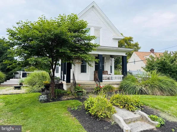 108 Colebrook Rd, Elizabethtown, PA 17022