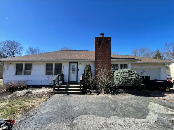 8428 Ridge Rd, North Royalton, OH 44133