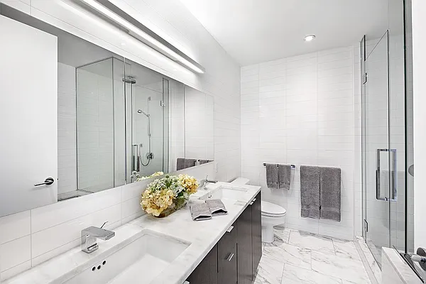 Rented by Compass | media 25