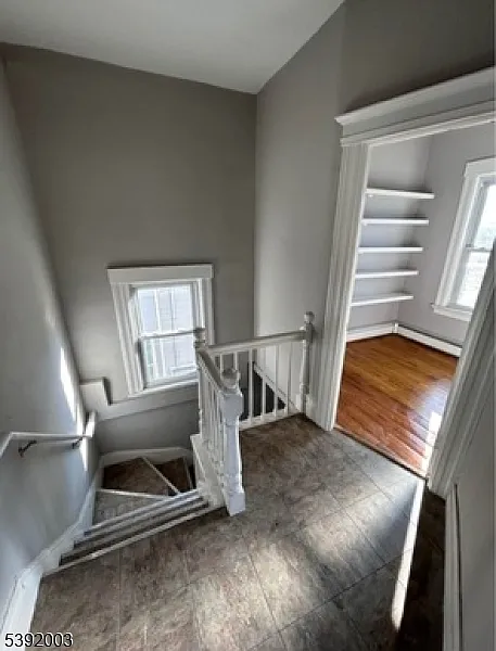 3 bed, $2,300 — Photo 3