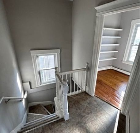 3rd image of 466 Cortlandt St Floor 2