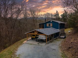 320 Mountain Lake Way, Dandridge, TN 37725