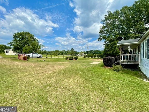 4th image of 4008 Candy Ln