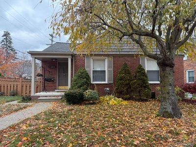 2403 Clawson Ave, Royal Oak, MI, 48073