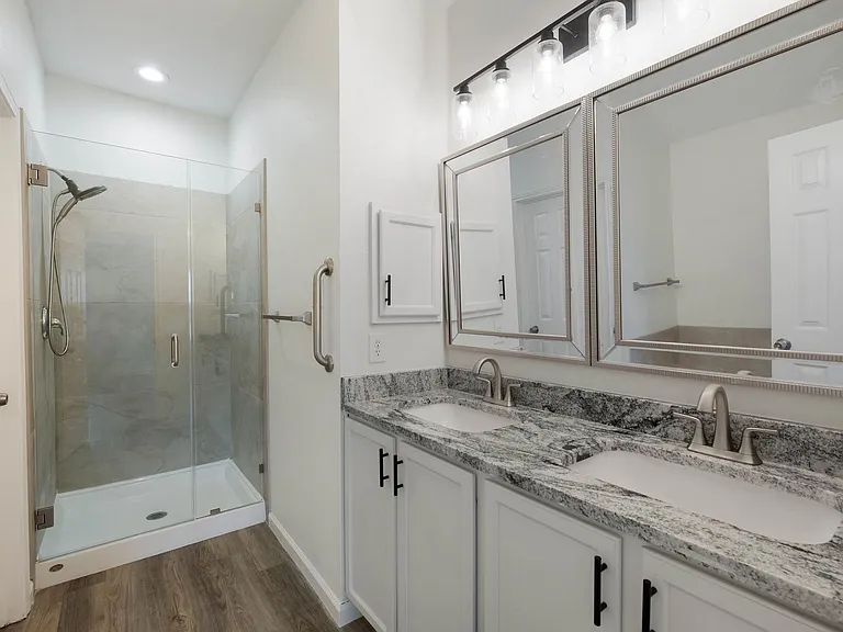 13626 Ashley Oaks — Photo 17
