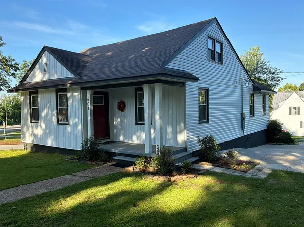 601 Broadway St, Sheffield, AL 35660