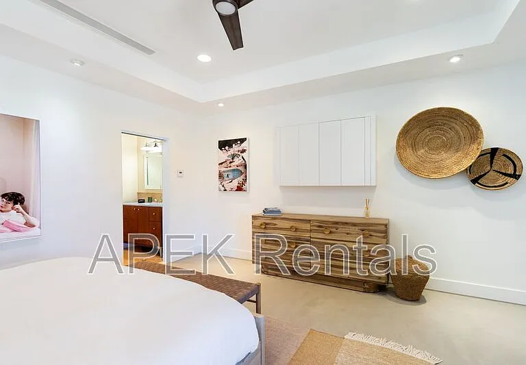 690 W Linda Vista Dr — Photo 33