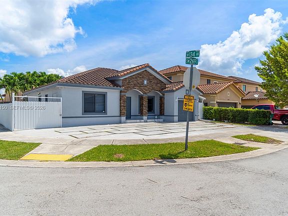 3rd image of 13381 SW 269th St