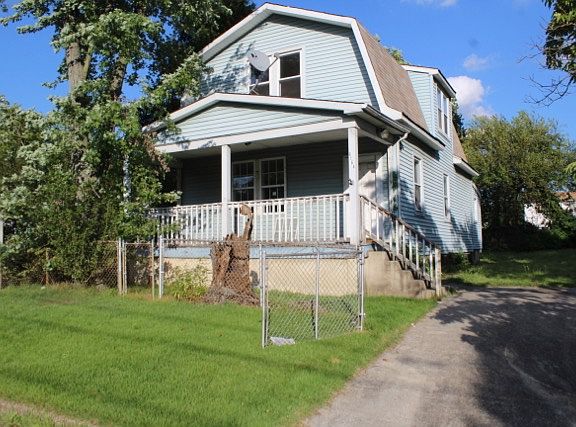 2nd image of 8164 Eden Ln