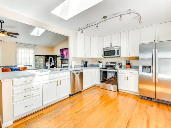 106 Mitchell Point Rd, Mineral, VA 23117