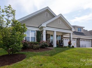 9826 Springholm Dr, Charlotte, NC 28278
