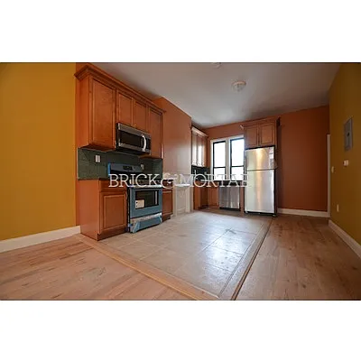 Rented by Brick&Mortar | media 10