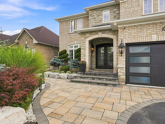 2nd image of 134 Sandringham Dr