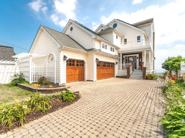 167 Shore Road, Clinton, CT 06413