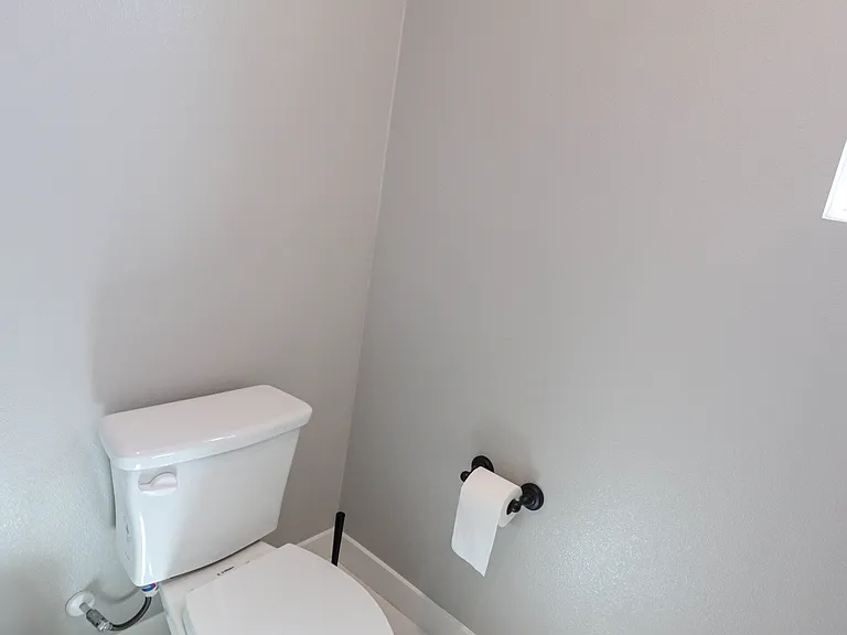 2049 W Rosecrans Ave — Photo 4