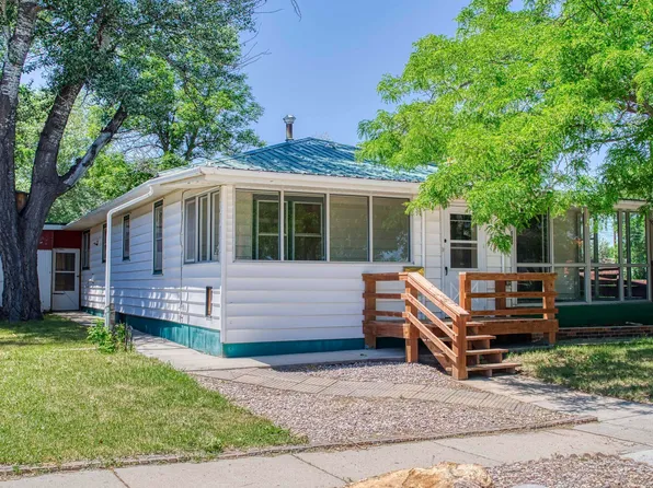 608 S Miller Ave, Gillette, WY 82716