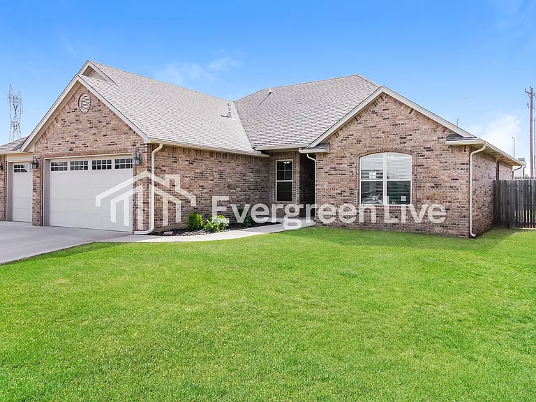 4105 Lambeth St — Photo 3