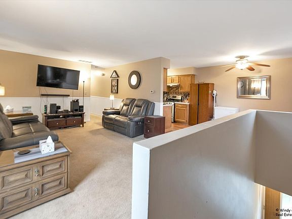 3rd image of 397 Lowell Dr #397