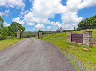 4822 Salmon Falls Rd, Pilot Hill, CA 95664