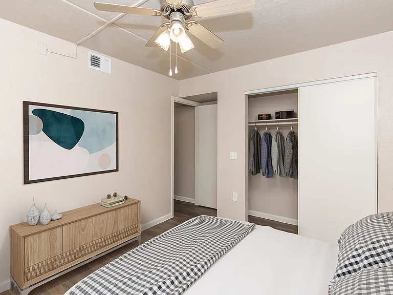 Palm Desert Apartments — Photo 84