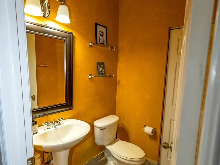 4574 Danson Way — Photo 19