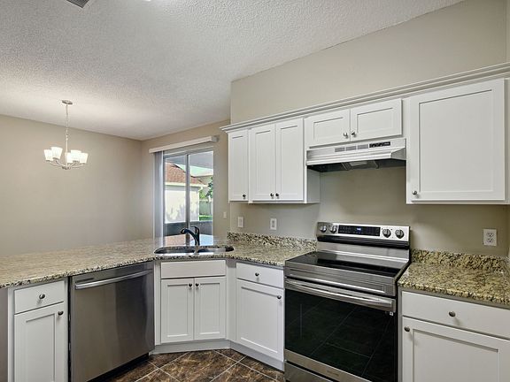 3rd image of 349 Corsica Ct