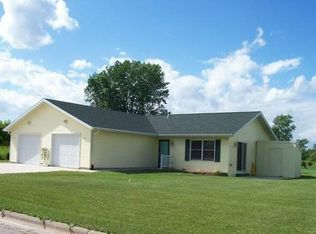 342 W Chestnut St, HILBERT, WI 54129