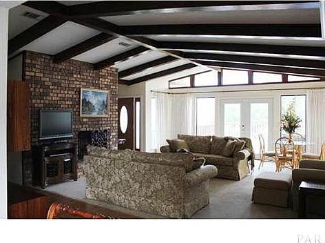 Living Room~ Lots of Natural Light