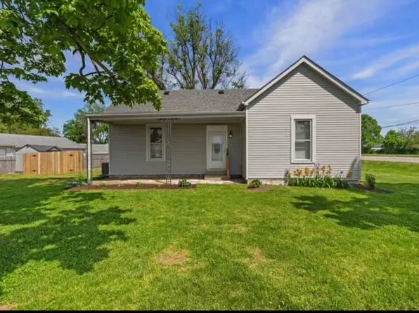 112 Bellview Ave, Versailles, KY 40383