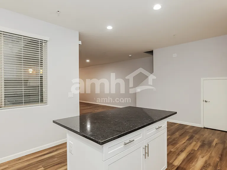 20709 W Stone Hill Rd — Photo 6