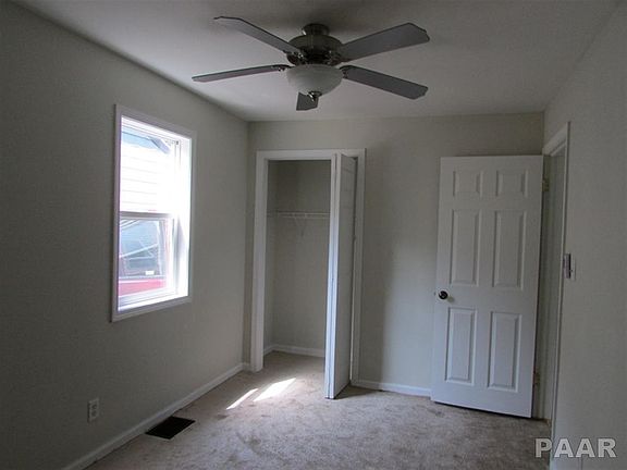 5th image of 1410 W Maywood Ave