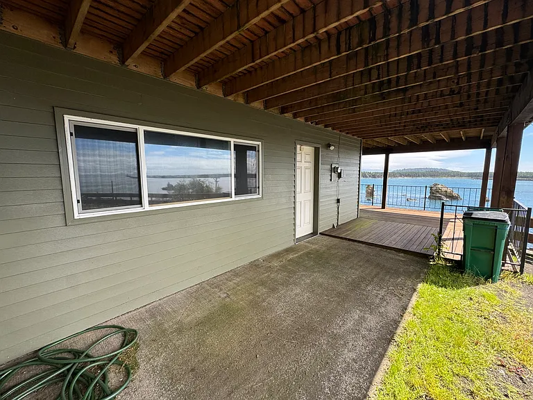 14800 Harborview Dr — Photo 5